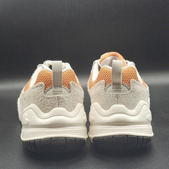 Nike Tech Hera Sneakers - Picture 6 of 10